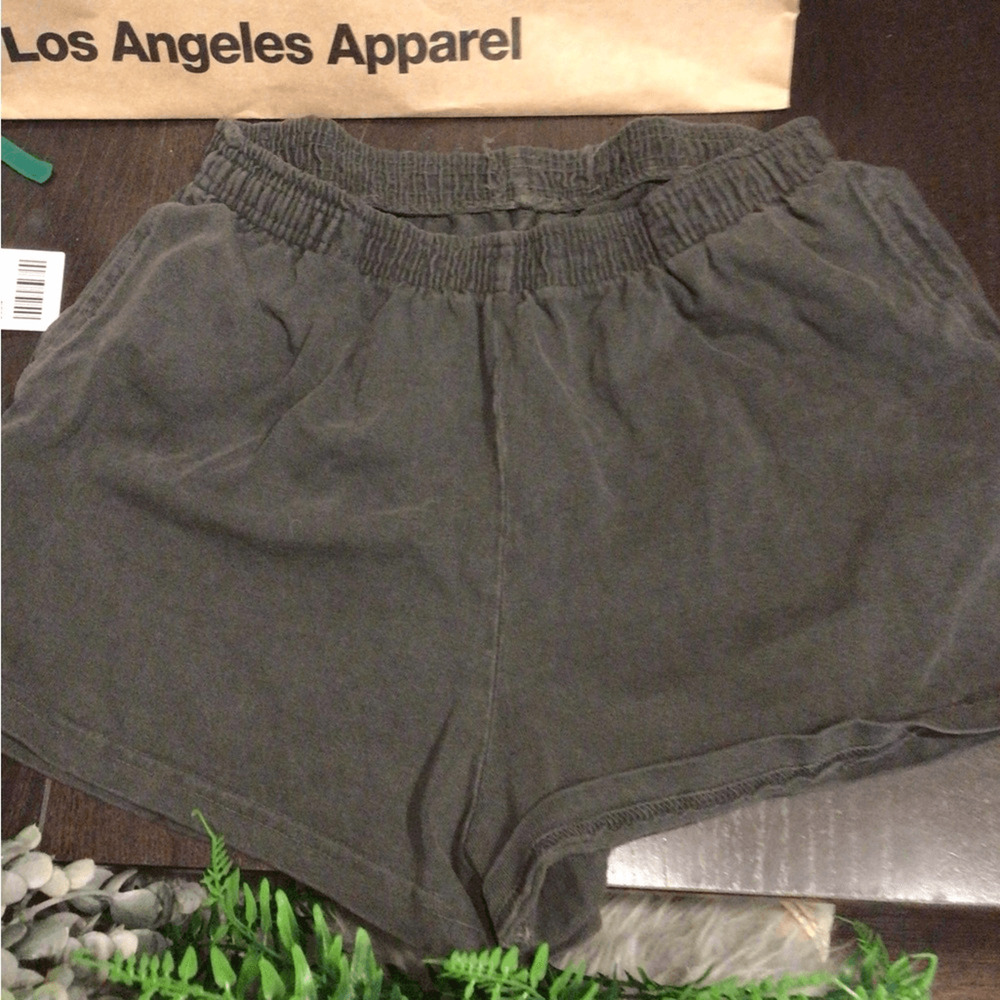 NEW!Los Angeles Apparel Women's garment dye grey Elastic Waist Shorts